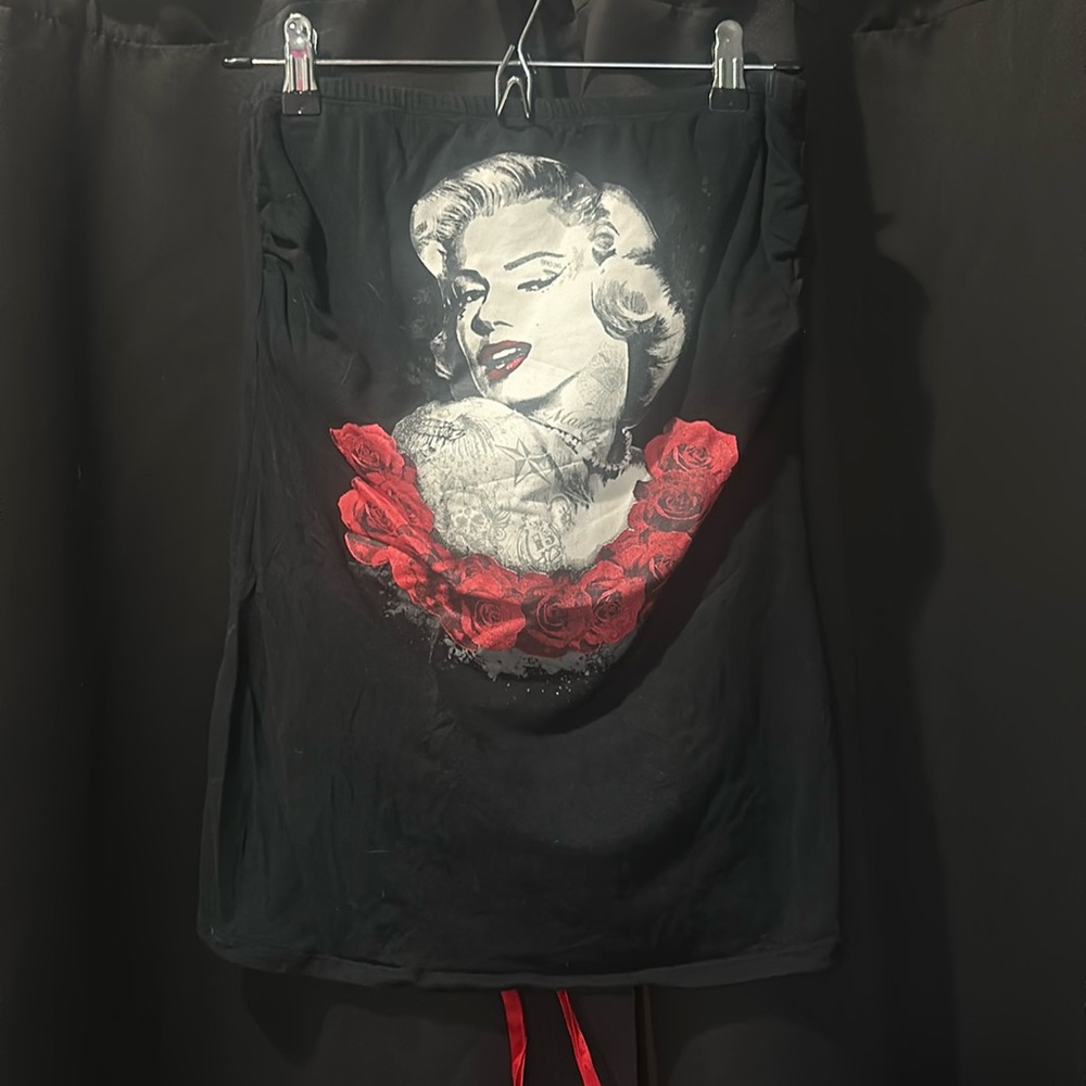 Sleeveless Lace Up Tank